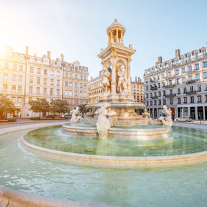 Place des Jacobins, Lyon © Helen Ross/ Shutterstock_670146328