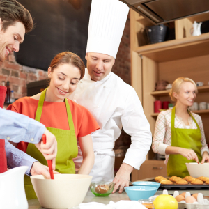 Cours de cuisine © Syda Productions/Shutterstock.com