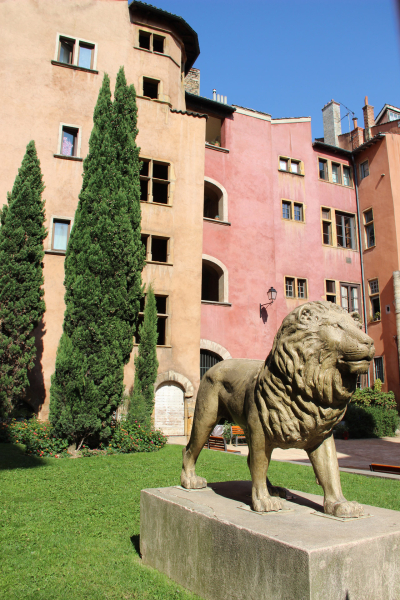 Place de la Basoche © LV