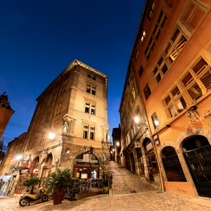 Place de la Trinité © Krom Galerie